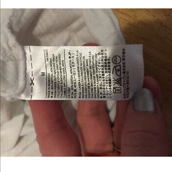 Banana Republic White Knit Tee T-shirt TOP Knot M - Picture 9 of 9